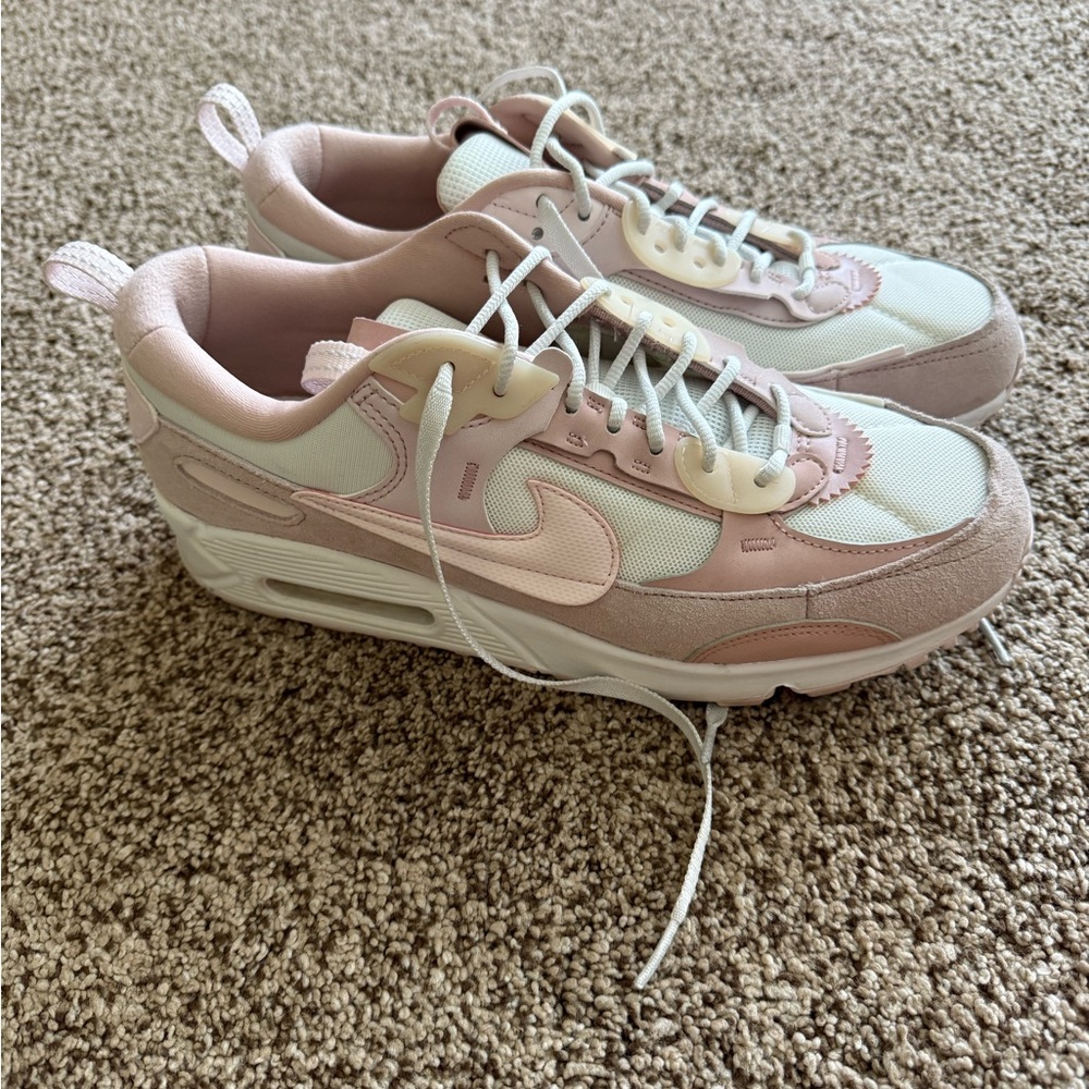 Women’s Nike Air Max